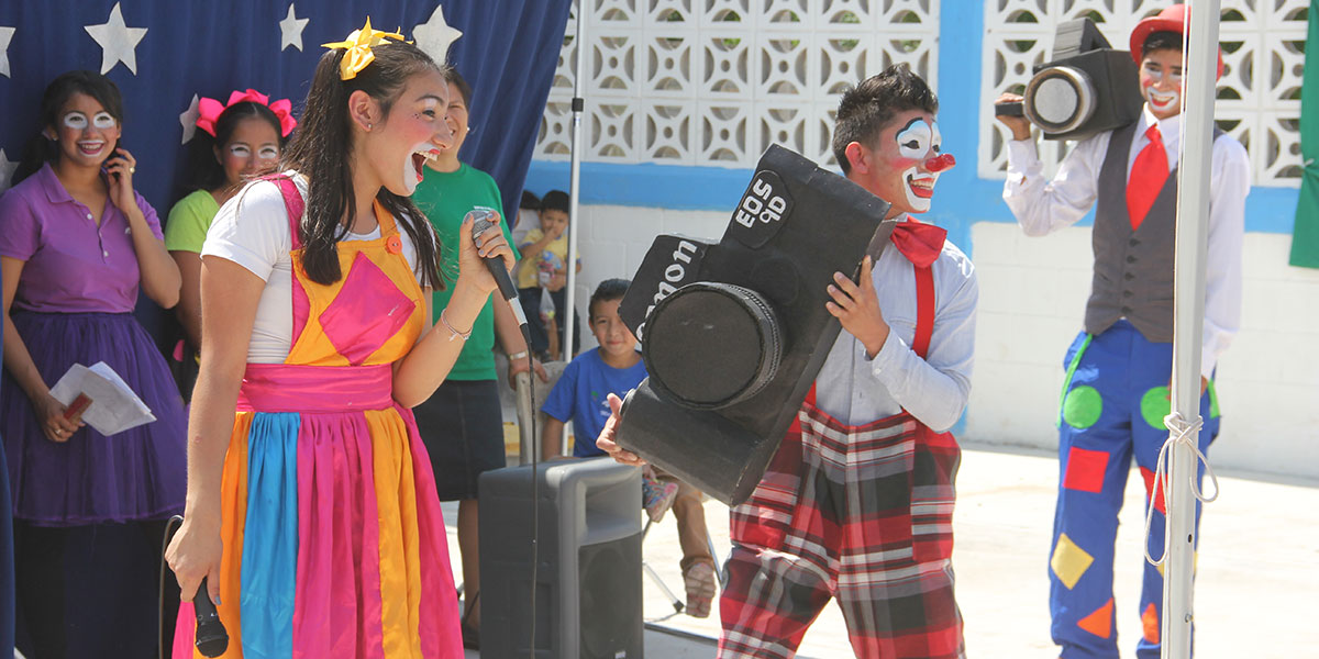 The students from Monterrey performing a skit for Childrens Day at the clinic in Reynosa The students from Monterrey performing a skit for Childrens Day at the clinic in Reynosa