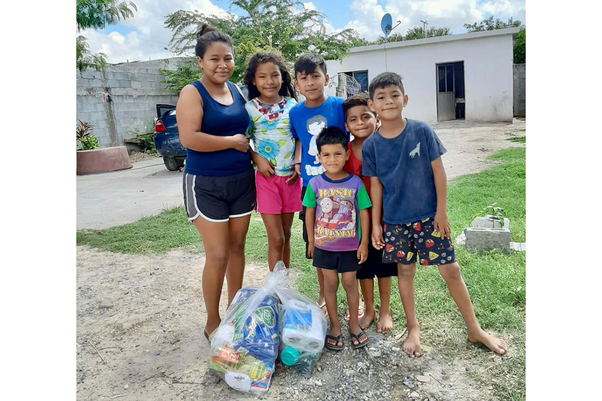 Delivering grocery packages to families in Reynosa