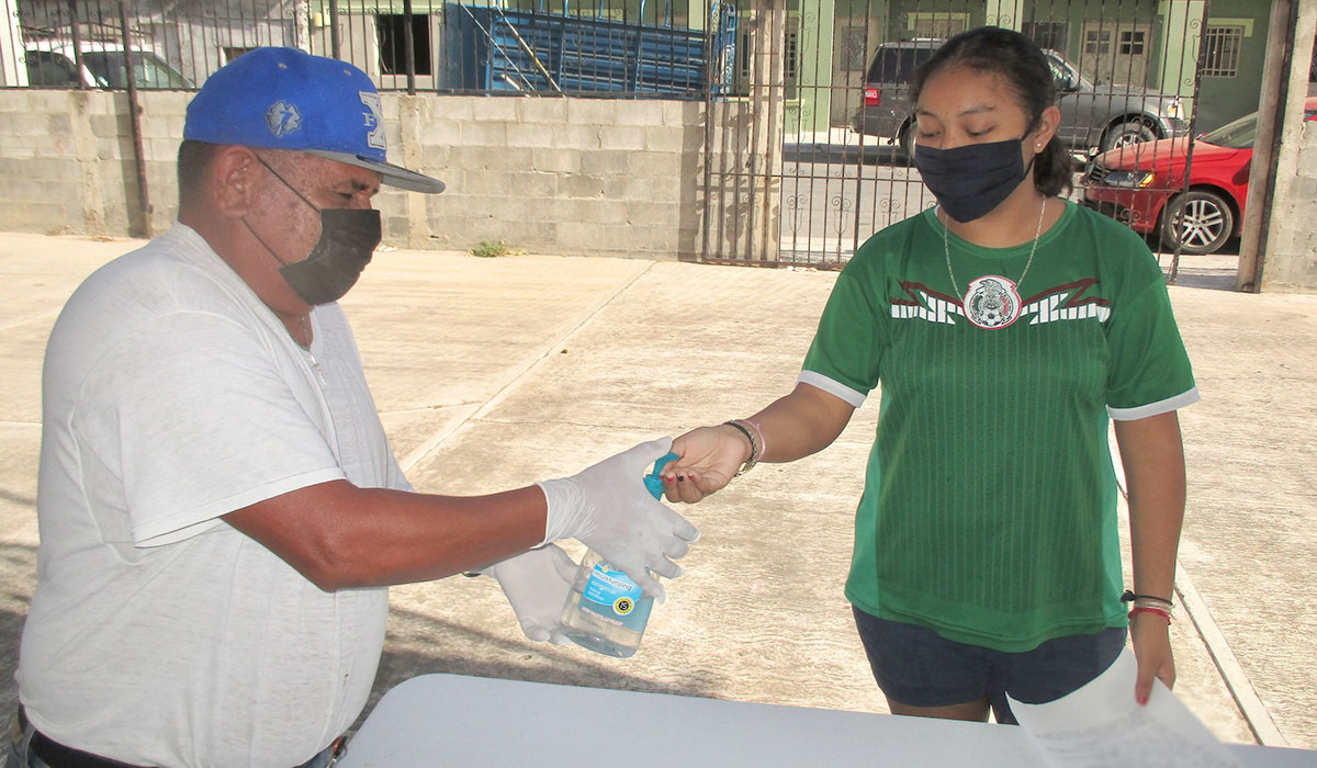 Keeping our students safe as we distribute scholarships to the students in our scholarship program in Mexico
