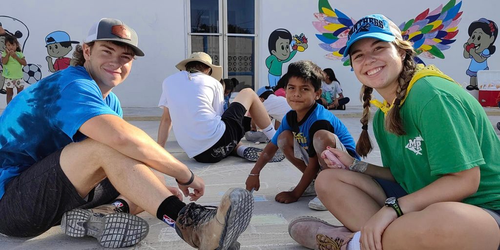 Friends from North Carolina helping at the childrens nutrition program in Reynosa Mexico Friends from North Carolina helping at the childrens nutrition program in Reynosa Mexico