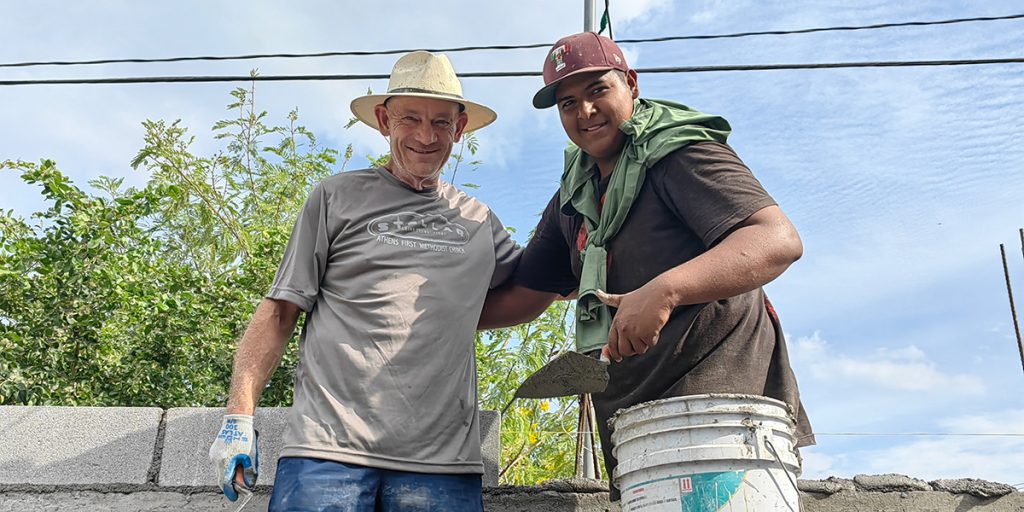 Friends from Alabama and Reynosa working together to build a house for a family in Mexico
