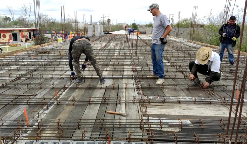 Prepping the Deantin community center for its roof pour with rebar in Mexico