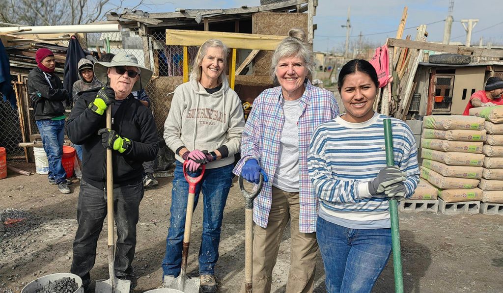 Friends from Indianapolis and Reynosa working together to build a house for a family in Mexico