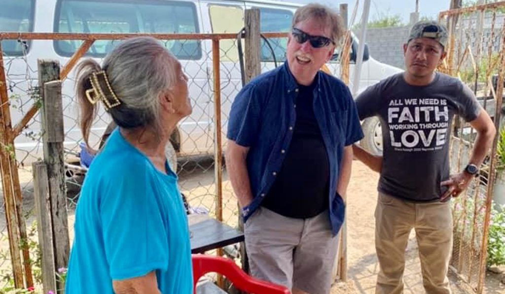 Friends from Charlotte delivering grocery packages to families in Reynosa Mexico