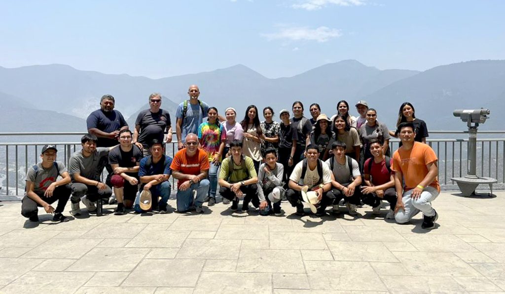 Friends from Charlotte NC with the students and some of the staff of Berea Bible Institute in Monterrey Mexico